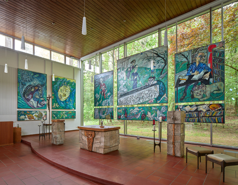 Visit the “Chapel of the Resurrection” at the Centre Jean XXIII